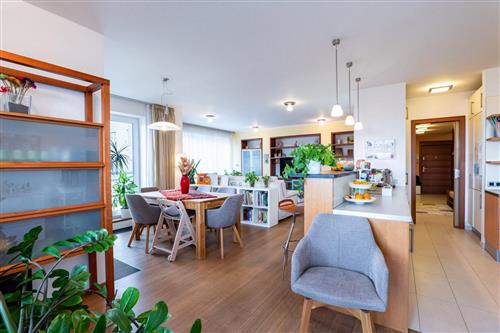 Obrázek projektuSvětlý, prostorný byt 3+kk se 2 terasami a garážovým stáním