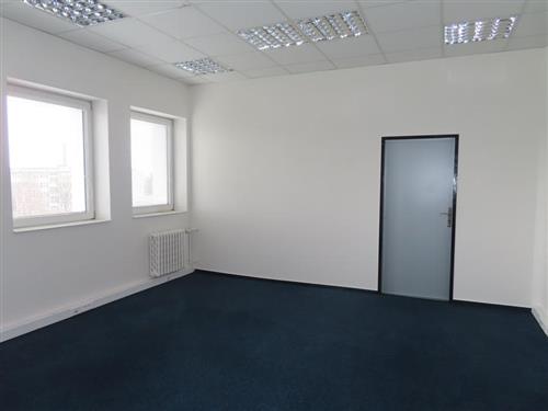 Obrázek projektuSamostatné kanceláře v administrativní budově, P9 - Běchovice