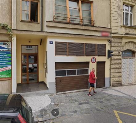 Obrázek projektuGarážové stání pro os. automobil, Praha 5 - Smíchov